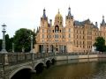 Die Schlossbrücke und das Schweriner Schloss - Schwerin, die Landeshauptstadt Mecklenburg-Vorpommerns