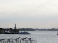 Der Blick von der Brooklyn Heights Promenade auf die Freiheitsstatue, Statue of Liberty und die Upper Bay - New York City