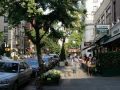 Die Montague Street in Brooklyn Heights mit dem bekannten Heights Cafe