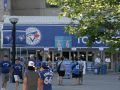 Toronto Entertainment District - das Rogers Centre, Stadion mit schließbarem Dach, die Heimspielstätte der Toronto Blue Jays