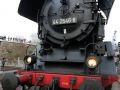 Das Bahnbetriebswerk Dresden-Altstadt - die Dampflokomotive 44 2546-8 auf der Drehscheibe