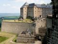Festung Königstein - die Toranlage mit dem Kernbau aus dem Mittelalter und die Vorwerke
