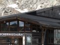 Die Kaunertaler Gletscherstrasse - am Gletscherrestaurant Weißsee in 2.750 m Höhe