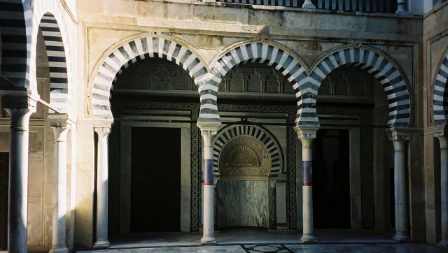 Kairouan, Medina - Innenraum der Moschee des Mohammed b. Khairun, die Drei-Tore-Moschee