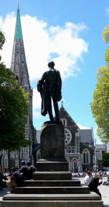 Cathedral Square, die Godley Statue - Christchurch