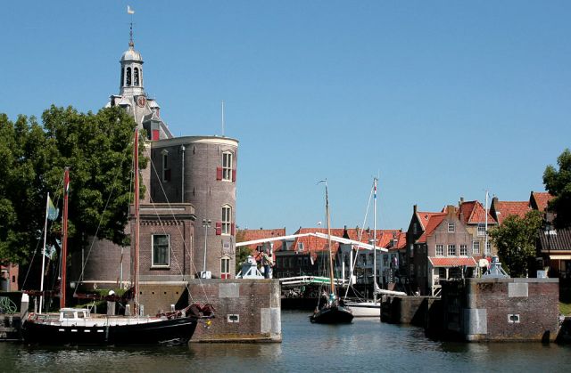 Reisetipp Ijsselmeer Holland - Enkhuizen, Drommedaristoren mit Zugbrücke