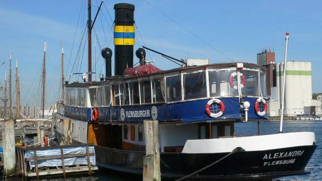 Der Dampfer Alexandra, ein maritimes Wahrzeichen der Stadt Flensburg an der Förde