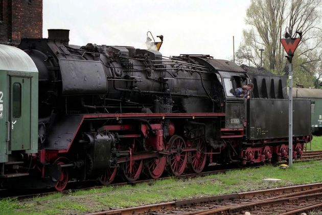 Traditionsbahnbetriebswerk Staßfurt -  - die Dampflokomotive 50 3695