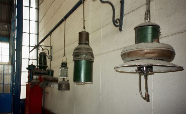 Eisenbahnmuseum Kairo - historische Lampen