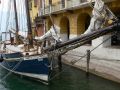 Gardasee-Rundfahrt - Malcesine, alter Hafen mit Piazza Guglielmo Marconi