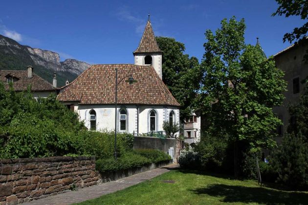 Urlaub in Südtirol - Eppan-Appiano St. Michael - die St. Anna-Kapelle