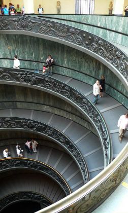 Doppelläufige Spiral-Treppe am Ausgang der Vatikanischen Museen