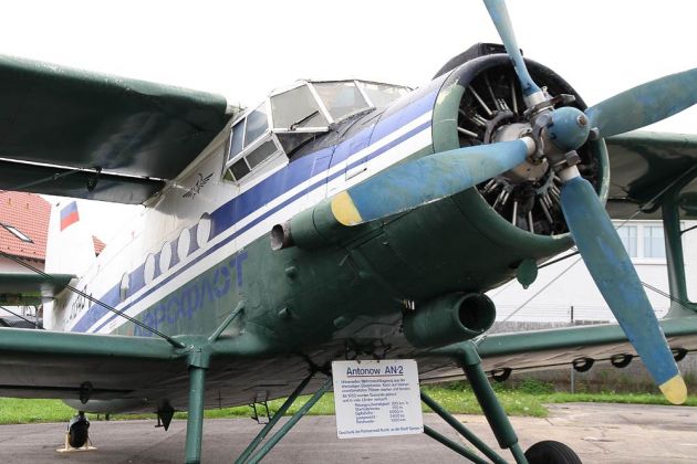 Doppeldecker Antonov AN-2 - Technikmuseum Speyer