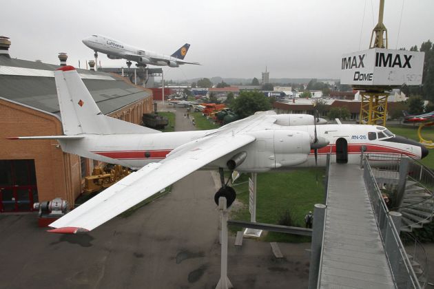 Antonov AN-26 - Technikmuseum Speyer