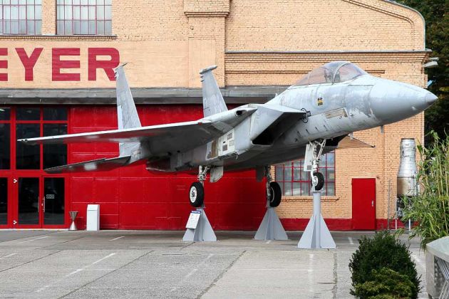 Suchoi SU-22 - Technikmuseum Speyer