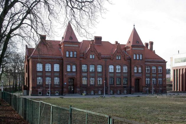Schulgebäude aus wilhelminischer Zeit - Greifenberg Pommern, heute Gryfice