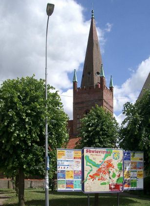 Städtereise Skwierzyna in PolenSkwierzyna - die St.-Nikolai-Kirche aus dem 15. Jahrhundert