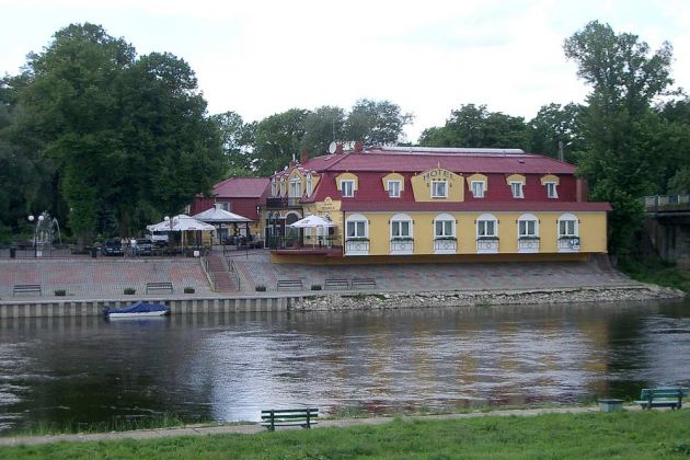 Des Hotel Dom nad rzeką in Skwierzyna an der Warta