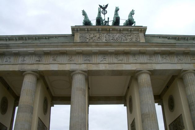 Bundeshauptstadt Berlin - das Brandenburger Tor in einer Nahansicht