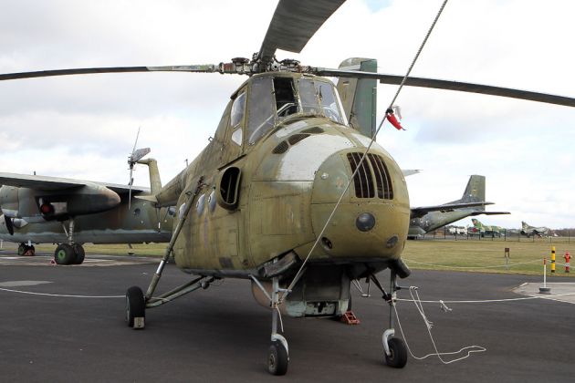 Hubschrauber - Helikopter - Mi-4a
