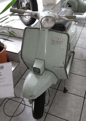 Motorroller Oldtimer - Ducati 100 BR