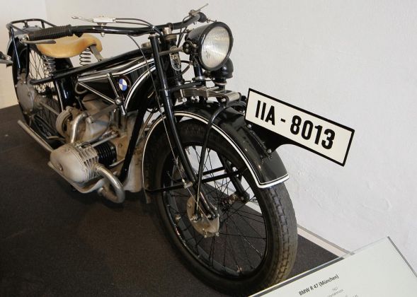 BMW-Motorräder - Oldtimer-Maschine BMW R 47 - Baujahr 1927