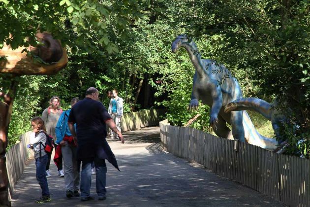 Dinopark Münchehagen, Stadt Rehburg-Loccum - auf dem Dino-Rundweg