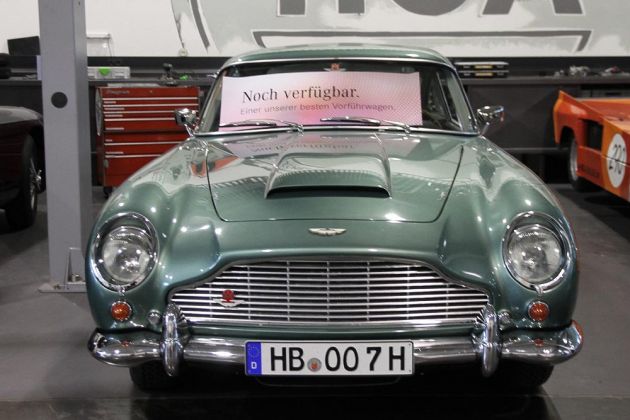 Schuppen Eins, Bremen Überseestadt - Aston Martin DB 5, Baujahre 1963 bis 1965