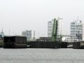 Die 'Neue Schleuse' am Fischereihafen vor Bremerhavens 'Havenwelten'