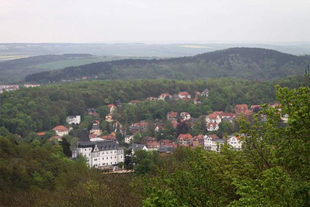 Blick von der Aussichts-Plattform der Wartburg auf die Stadt Eisenach in Thüringen