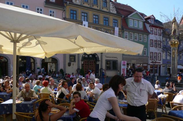 Cafés am Fischmarkt in Erfurt, Thüringen