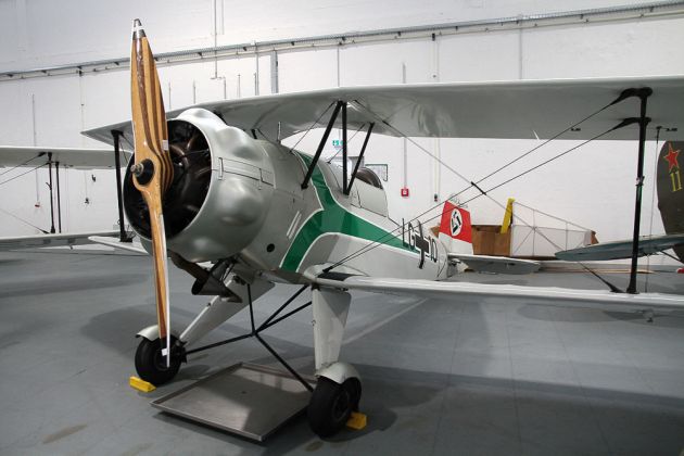 Flugzeugmuseum Hangar 10 Usedom - Bücker Jungmann Bü 131 Jungmeister Bü 133 C