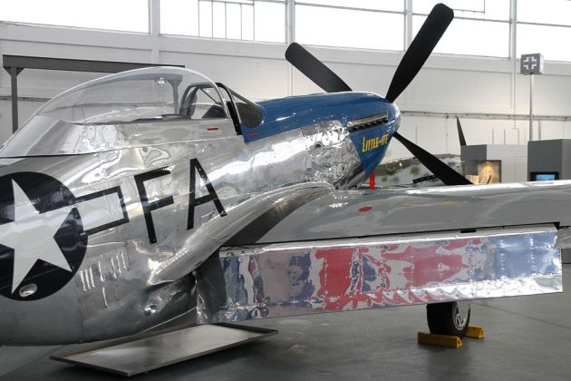 Flugzeugmuseum Hangar 10 Usedom - Mustang P-51 D / TF