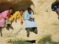 Berber-Kinder am Burgberg von Aghurmi - Oase Siwa in der Libyschen Wüste