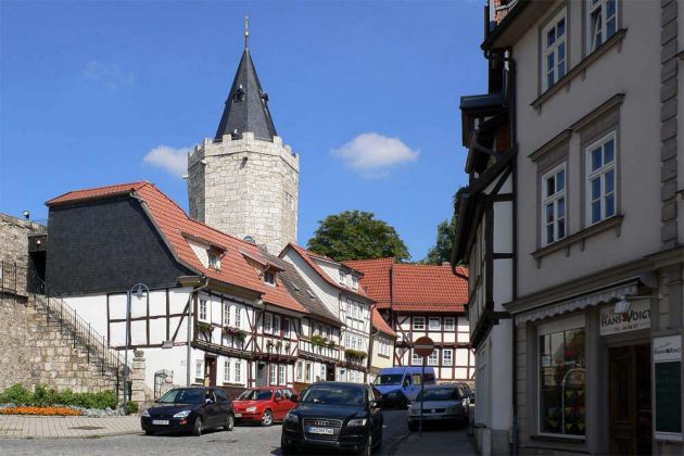 Mühlhausen in Thüringen - Fachwerkhäuser 'Am Frauentor' und am Rabenturm 