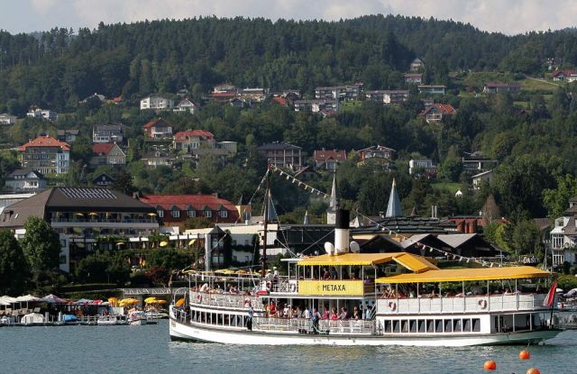 Thalia, das letzte Schrauben-Dampfschiff Österreichs - Touristendampfer auf dem Wörthersee in Kärnten