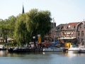 Die Dampfschlepper Rosalie und Roek am Oude Haven in Enkhuizen, Niederlande