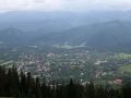 Blick vom Gubałówka, dem Hausberg Zakopanes, auf die Stadt und auf die Hohe Tatra