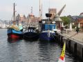 Hansestadt Rostock, an der Warnow - der Rostocker Stadthafen mit der Flaniermeile 'Am Strande' und dem Nachbau des historischen Hafentretkrans