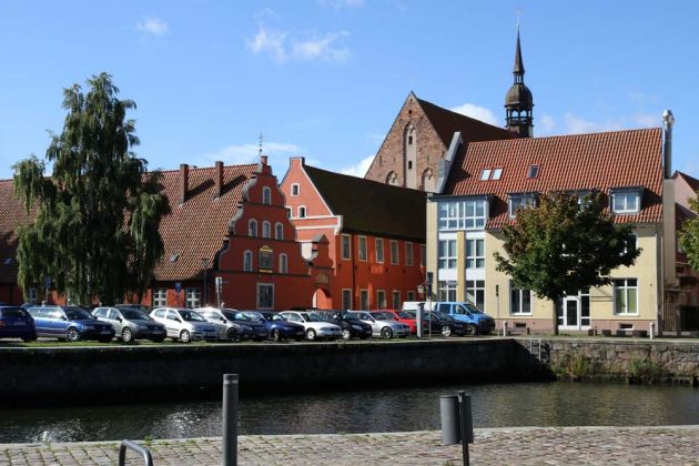 Hansestadt Stralsund, das Heilgeistkloster am Langenkanal