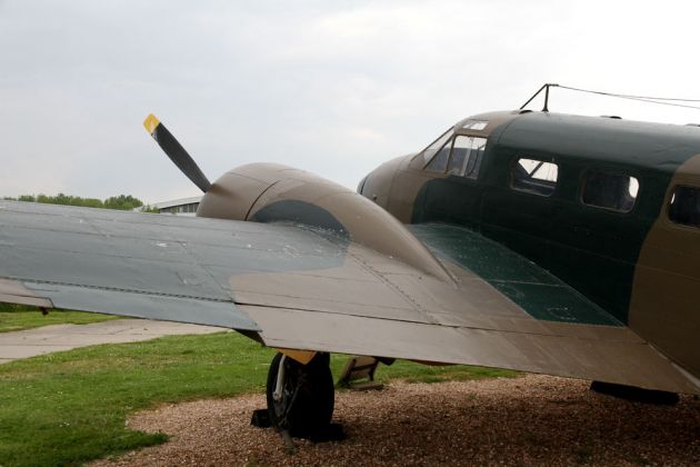 Aviodrome Lelystad - Beechcraft Model 18