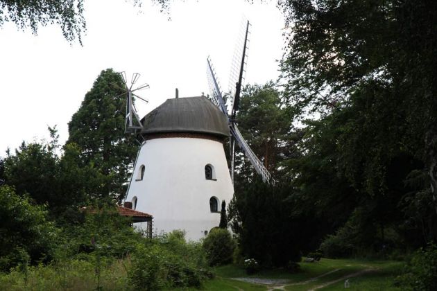 Neustadt-Schneeren - Erdholländer Windmühle