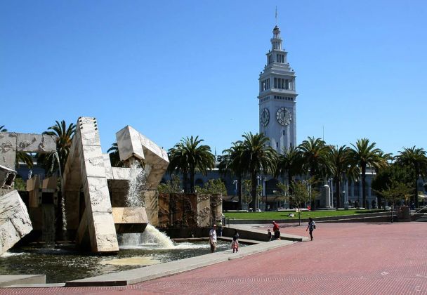 Vaillancourt Fountain, Justin Herman Plaza and Ferry Building