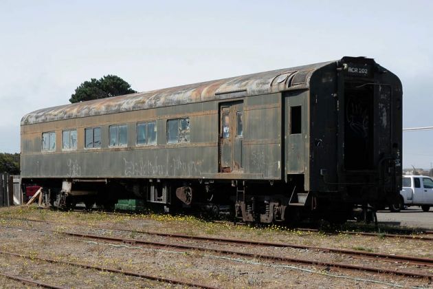 Historischer Personenwagen in Fort Bragg - California Western Railroad