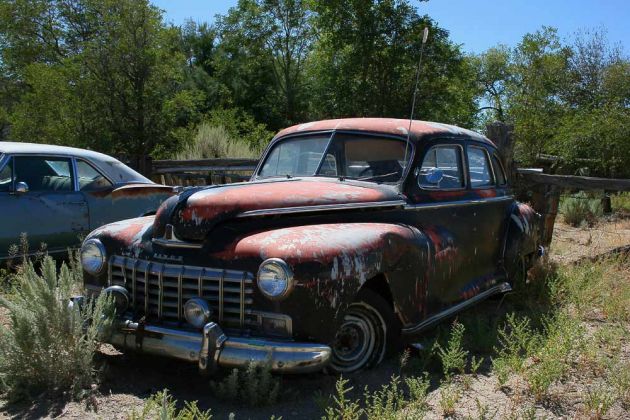 Dodge Custom D 24 - Baujahre 1946 bis 1948 - Benton Hot Springs, Kalifornien