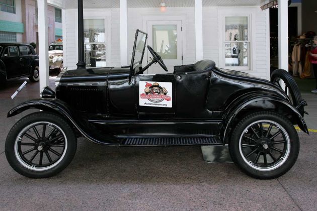 Ford T Roadster - Harrah Collection, Reno, Nevada