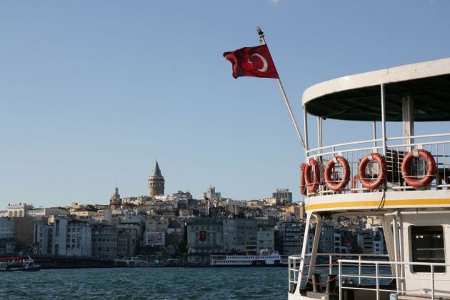Das Goldene Horn mit Galata-Turm - Istanbul