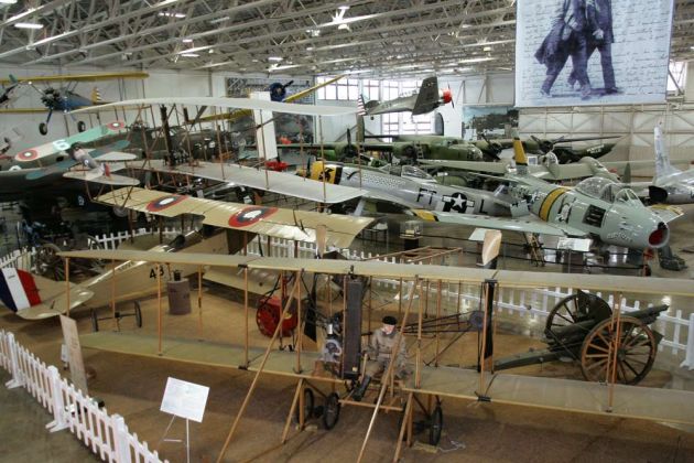 Hill Aerospace Museum an der Hill Air Force Base bei Ogden, Utah - Hangar 1