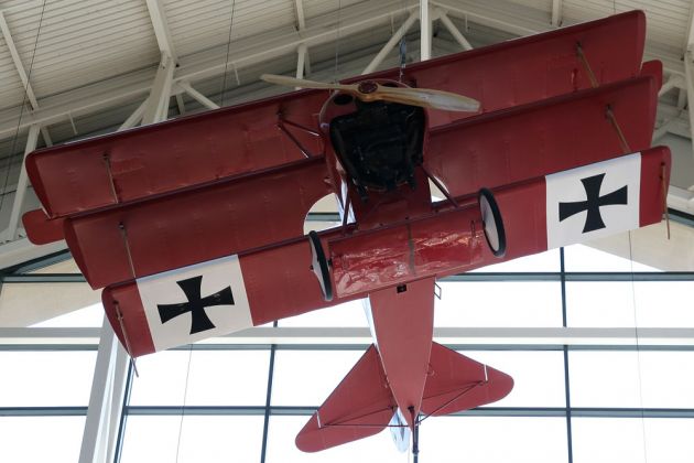 Fokker Dr I - Replika des Dreideckers des Roten Barons aus dem ersten Weltkrieg