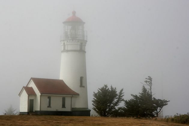 Cape Blanco Lighthouse im Seenebel - Curry County